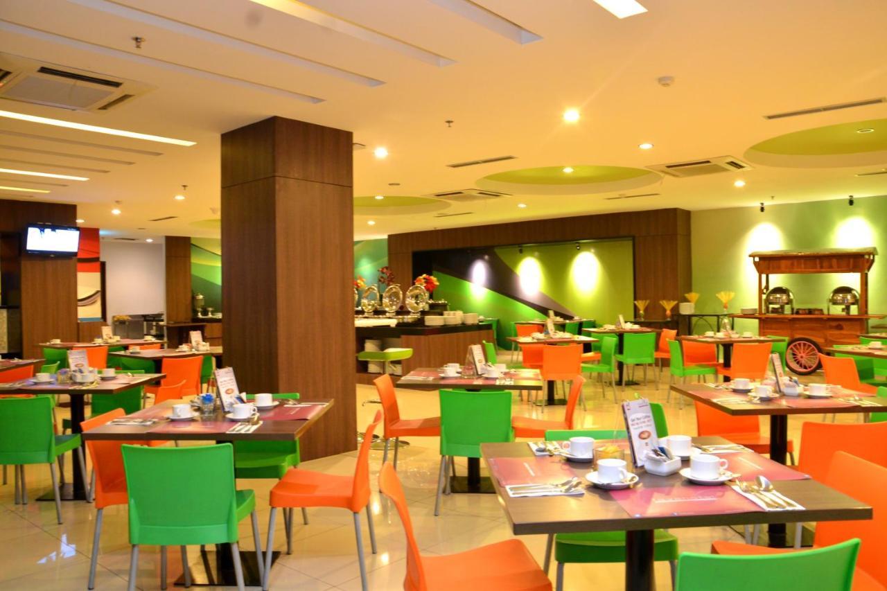Favehotel Hyper Square Bandung Exteriör bild