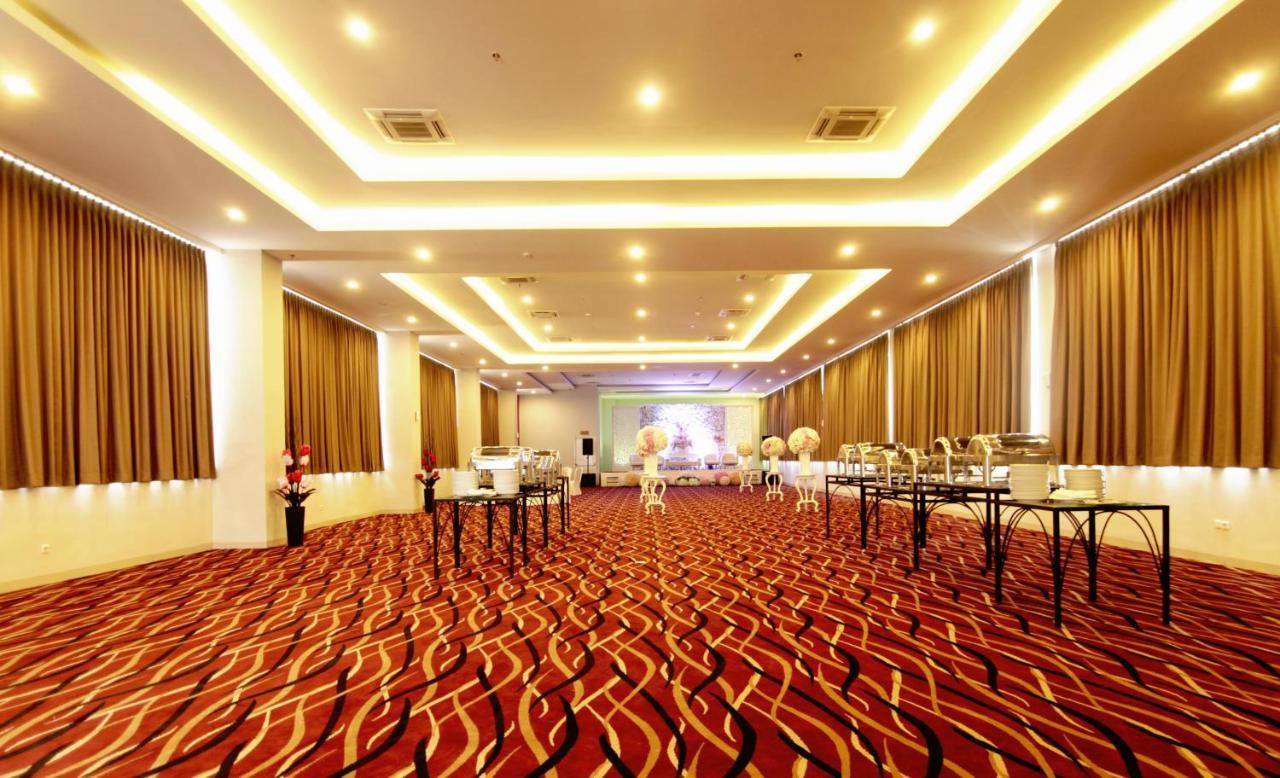 Favehotel Hyper Square Bandung Exteriör bild